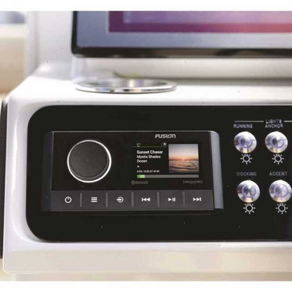 Fusion Apollo MS-RA670 12V bluetooth marine stereo
